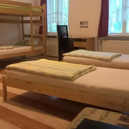 Hostel 66 *